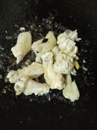 好吃的甜辣鸡翅做法图解6)