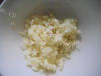 可口的蒜泥苋菜做法图解3)