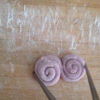 自制紫薯花卷做法图解11)