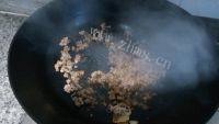 「首发」肉末豆角做法图解4)