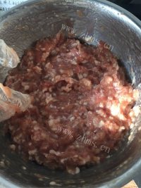 美味的肉龙做法图解3)