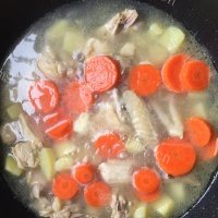 开胃的土豆咖喱鸡做法图解5)