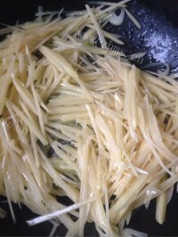 鲜美的千张土豆丝做法图解5)