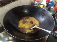 质嫩爽口的水煮田鸡做法图解3)