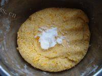 DIY芝麻南瓜饼做法图解5)
