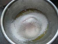 酥脆的香酥小麻花做法图解4)