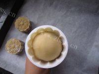 简单美味广式豆沙月饼做法图解12)