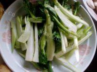 家常菜蒜香青菜做法图解2)