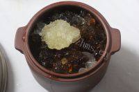 桃胶银耳羹自制做法图解5)