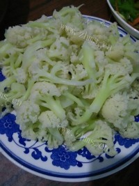 味道十足的炒菜花做法图解1)