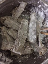 回味无穷的干炸带鱼做法图解3)