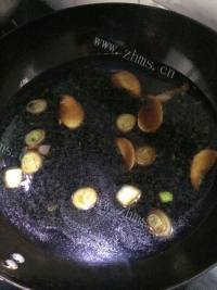 家常菜炖五花肉做法图解6)