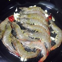 鲜香的油焖大虾做法图解5)
