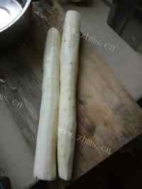 色香味浓的山药排骨汤做法图解2)
