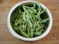 排骨豆角焖面做法图解3)