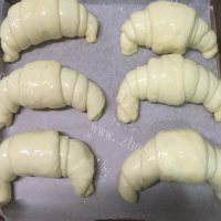 好吃的乳酪牛角面包做法图解11)