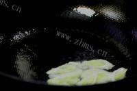 香香的清炒花菜做法图解3)