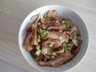 下饭的蒸肉做法图解3)