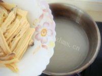 家常腐竹香菇汤做法图解2)