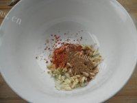 超级简单的凉拌菠菜做法图解6)