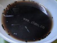 十分诱人的芝麻糊做法图解2)