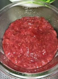 色味俱佳的草莓酱做法图解3)