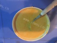 美味的芒果慕斯做法图解7)