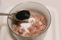 美味的青菜瘦肉粥做法图解6)