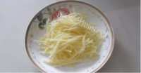 自制香煎土豆饼做法图解2)