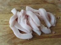 美味的琉璃肉做法图解3)
