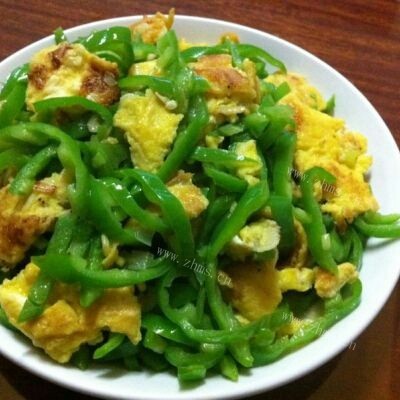 色味俱佳的青椒炒鸡蛋