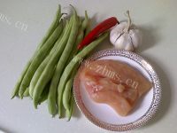 家常菜豆角炒肉丝做法图解1)