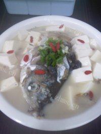 「念念不忘」鱼头豆腐汤