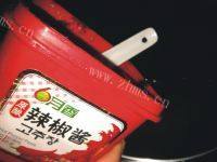 美味的辣炒鱿鱼卷做法图解4)