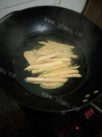 自制炸红薯条做法图解4)