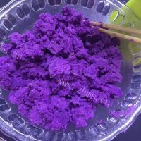自制紫薯蛋卷做法图解2)