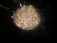 香气逼人的空心菜炒肉做法图解4)