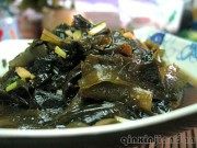 美味的凉拌螺旋藻