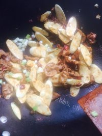 色香味俱全的茭白炒肉