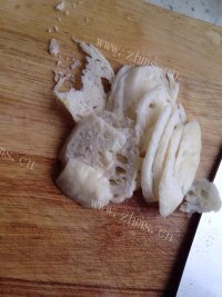 美味的香煎龙利鱼做法图解5)