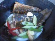 「营养美食」红烧梭鱼的做法图解七