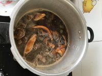 美味的柠香排骨做法图解10)