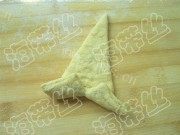 美味的羊角面包做法图解6)