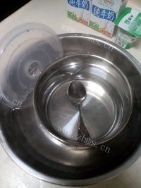 自制水果酸奶做法图解1)