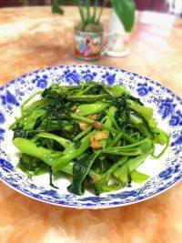 家常菜豆瓣酱炒空心菜