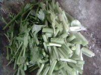 「DIY」芹菜炒肉做法图解2)