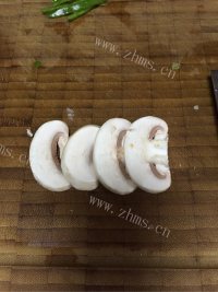 美味的奶油蘑菇浓汤做法图解1)
