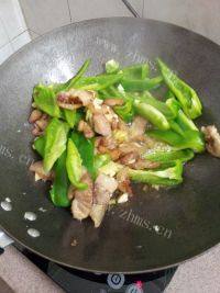 口感好的回锅肉做法图解9)