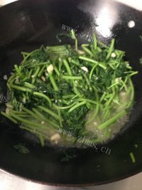 家常菜蒜香茼蒿做法图解8)