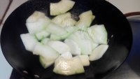 清淡的圆菇烧冬瓜做法图解3)